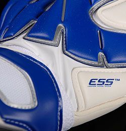 Две пары Reusch Raptor Pro G1 Bundesliga