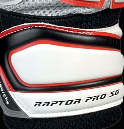 Две пары Reusch Raptor Pro SG