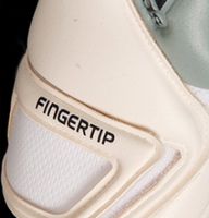 Вратарские перчатки Adidas Response Fingertip  - вид 2 миниатюра
