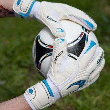 Вратарские перчатки HO SOCCER ONE Protek Flat