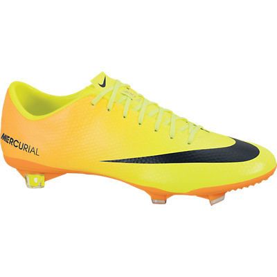 Футбольные бутсы Nike Mercurial