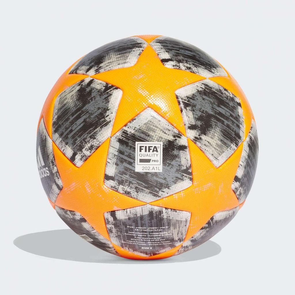 Футбольный мяч ADIDAS FINALE18 OMBW (FW18) CW4136