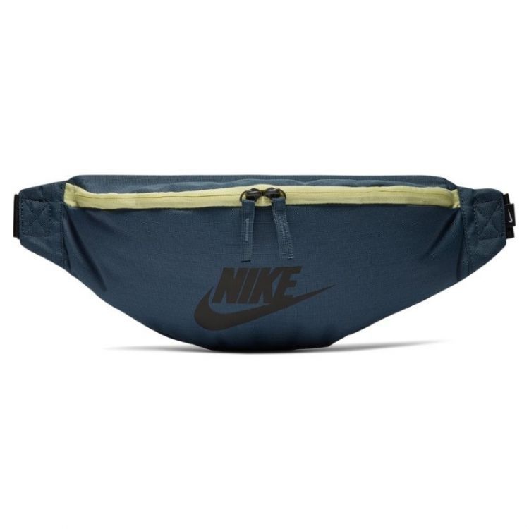 Nike heritage fanny pack top