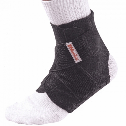 Бандаж на голеностоп MUELLER ADJUSTABLE ANKLE STABILIZER w/Hydramesh 44547