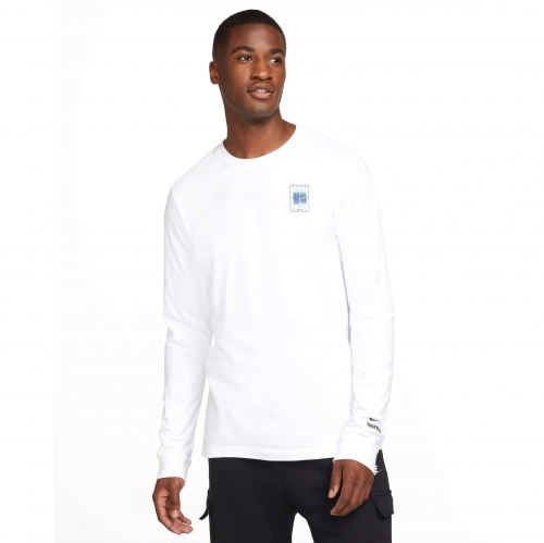 Футболка NIKE FC LS SEASONAL GRPH TEE (HO21) DH3942-100