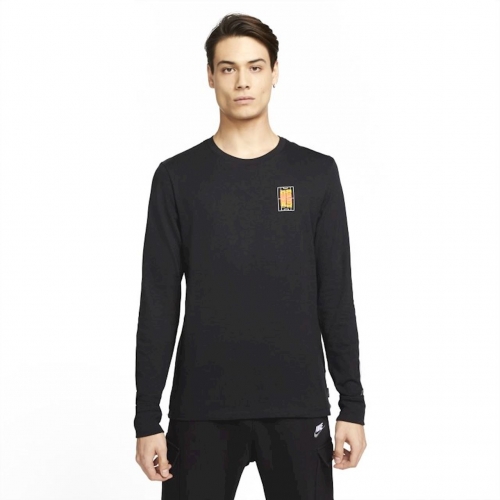 Футболка NIKE FC LS SEASONAL GRPH TEE (HO21) DH3942-010