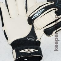 Вратарские перчатки UMBRO SX VALOR STORM  - вид 1 миниатюра