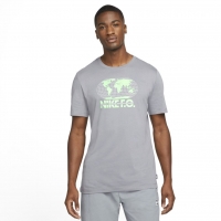Футболка NIKE FC SEASONAL GRAPHIC TEE (HO21) DH3892-065 - вид 1 миниатюра